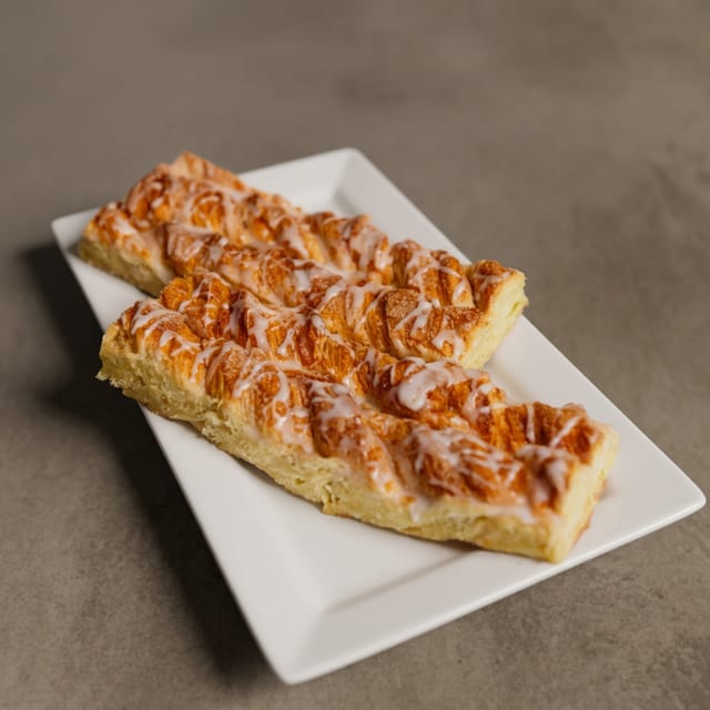 Cinnamon Sticks.