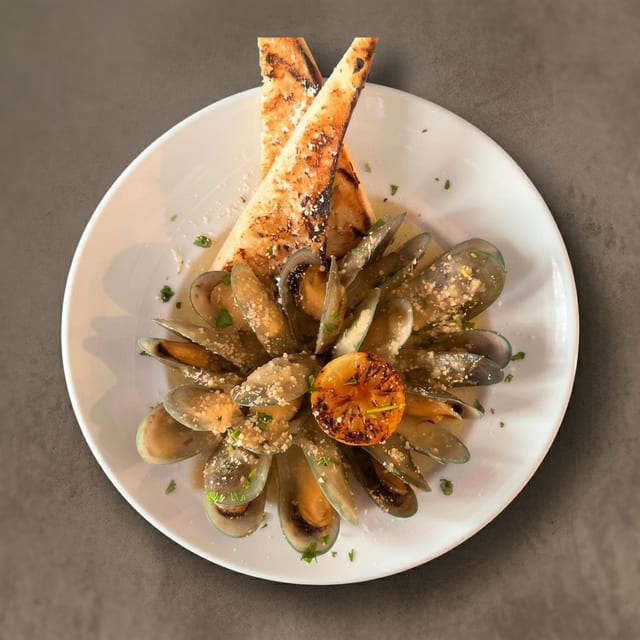 Mussels Tuscan.