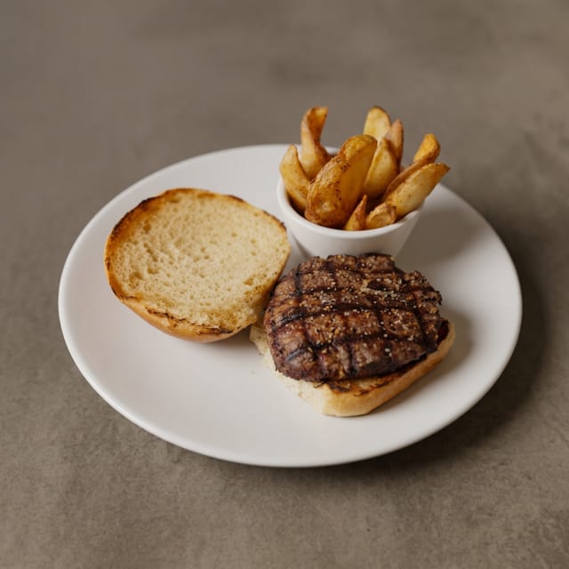 Kids Laudy Burger.