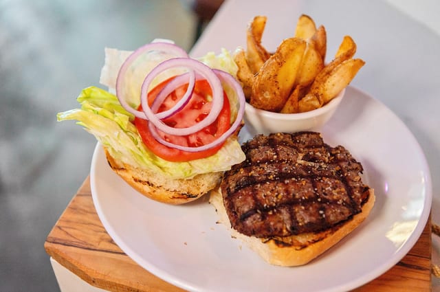 Laudy Burger