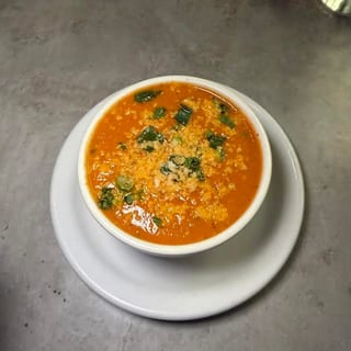 Tom Bisque Cup